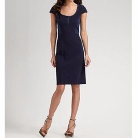Diane Von Furstenburg Y2K Navy Blue Cap Sleeve Stretch Fit Flare Stretch Dress 4 - Picture 1 of 16